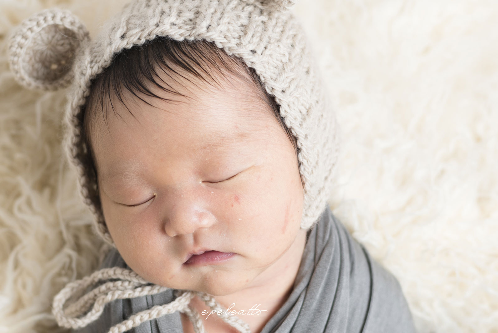 epeleattoのニューボーンフォト